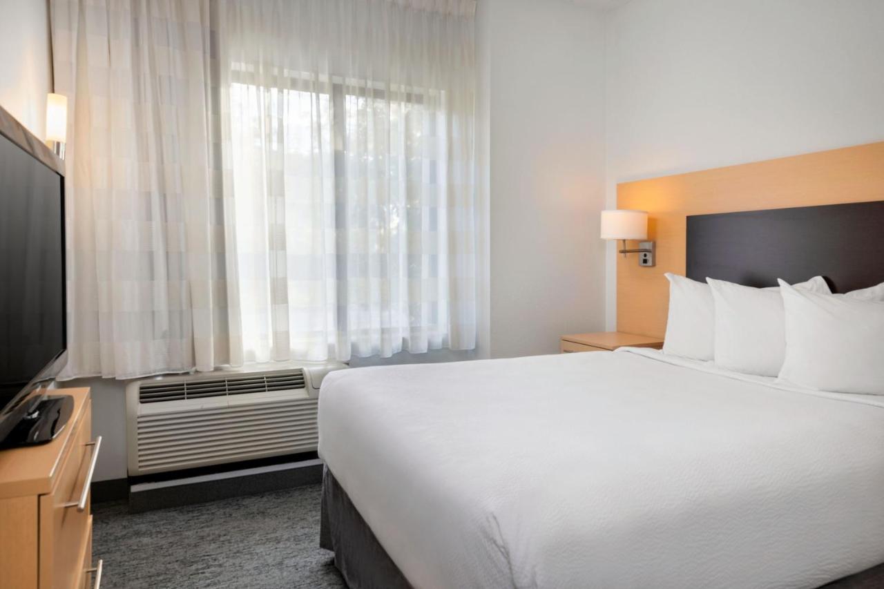 Towneplace Suites By Marriott Йорк Экстерьер фото