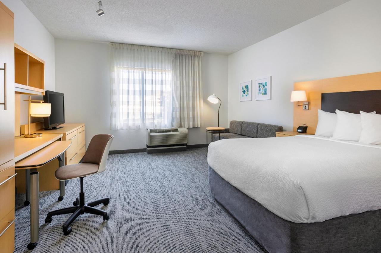 Towneplace Suites By Marriott Йорк Экстерьер фото